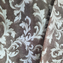 Cargar imagen en el visor de la galería, Loneta estampada 110″